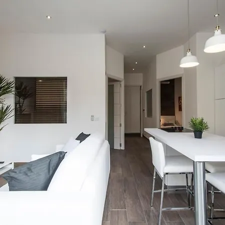 Modern Gem Opposite Mercury Towers 301 Apartment Saint Julian's