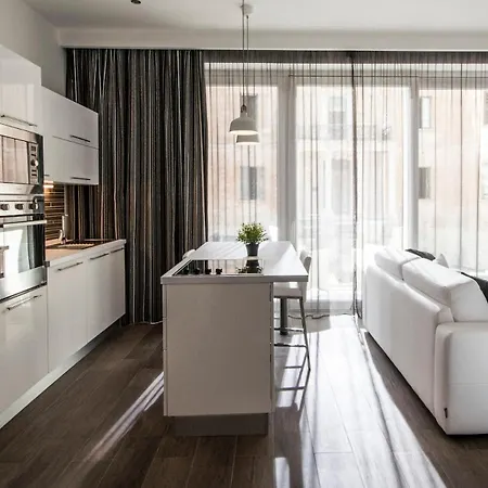 Apartment Modern Gem Opposite Mercury Towers 301