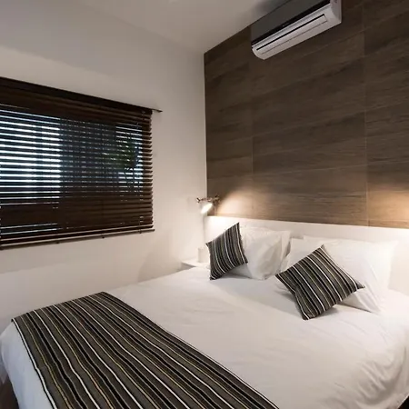 Apartment Modern Gem Opposite Mercury Towers 301